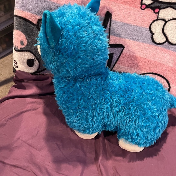 Squishmallows/stuffed animals - Picture 1 of 16